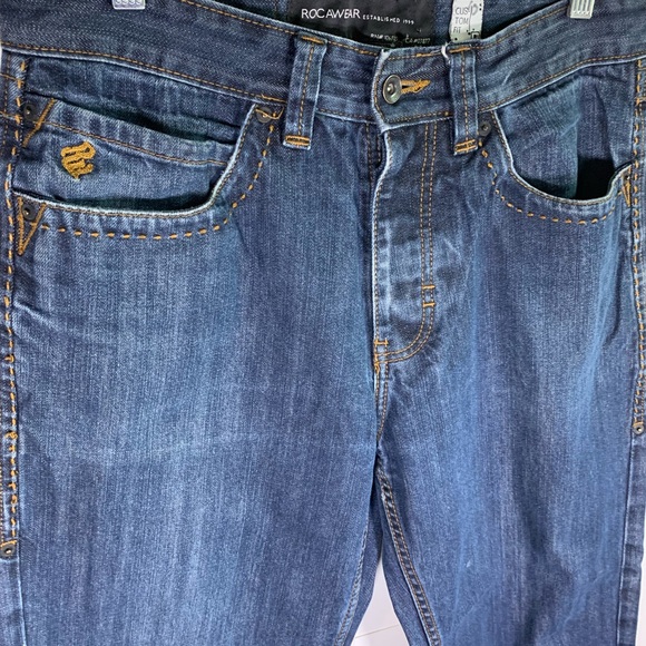 ❌SOLD❌ Y2K rocawear jeans - Picture 2 of 16